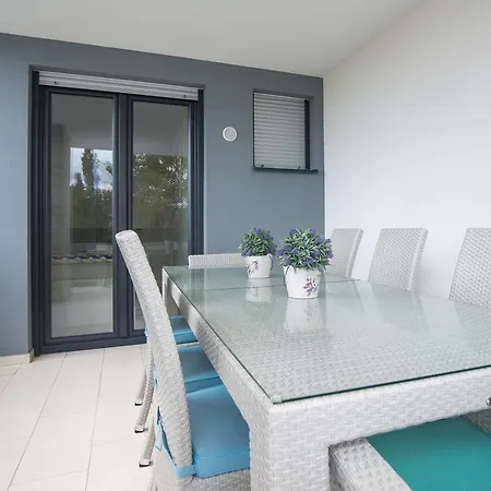 Orfeo Appartement Krk Town